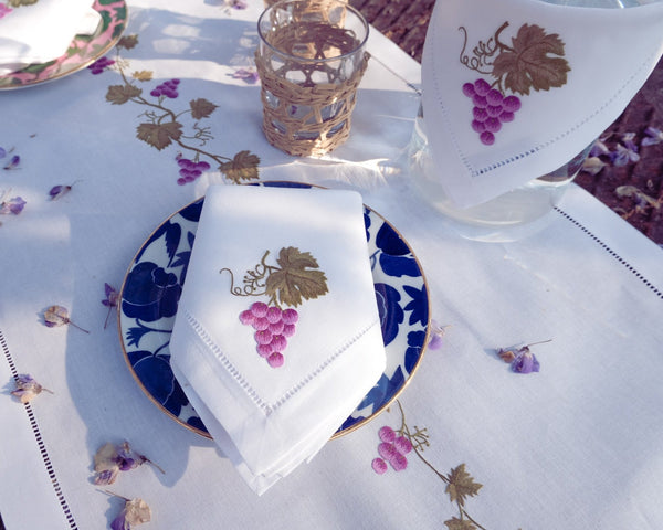 PAPSTAR 1 x Nappe non tissé, Tissue "ROYAL Collection" 25 m x 1,18 m PAPSTAR 1 x Nappe non tissé, Tissue "ROYAL Collection" 25 m x 1,18 m
